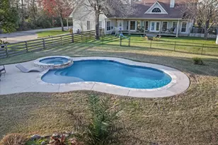 2320 Terrace Dr, Baytown, TX 77521 - Photo 4