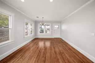 334 E 24th St, Houston, TX 77008 - Photo 10