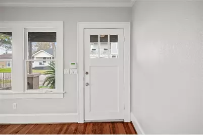 334 E 24th Street, Houston, TX 77008 - Photo 8