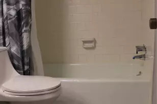 12633 Memorial Dr, Houston, TX 77024 - Photo 12