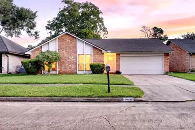 3031 Shawnee Drive, Sugar Land, TX 77479 - Photo 1