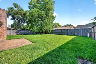 3031 Shawnee Dr, Sugar Land, TX 77479 - Photo 32