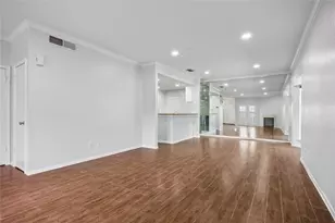 1911 Bering, Houston, TX 77057 - Photo 4