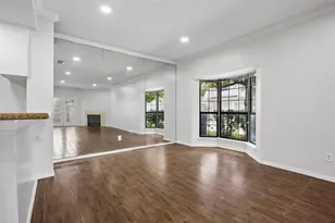 1911 Bering, Houston, TX 77057 - Photo 14