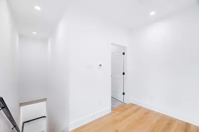 7903 Sunnyhill Street, Houston, TX 77088 - Photo 18