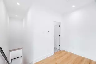 7903 Sunnyhill St, Houston, TX 77088 - Photo 18