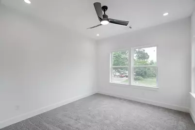 7903 Sunnyhill Street, Houston, TX 77088 - Photo 20