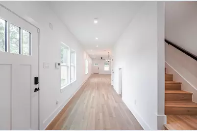 7903 Sunnyhill Street, Houston, TX 77088 - Photo 10