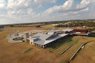 174 Resort Ct, Fredericksburg, TX 78624 - Photo 8