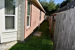 21559 Kings Bend Dr, Kingwood, TX 77339 - Photo 28