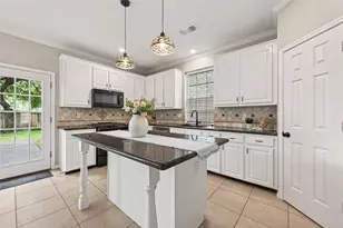 17127 Coral Cove Ct, Houston, TX 77095 - Photo 2