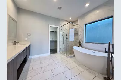 8404 Safeguard Street, Houston, TX 77051 - Photo 14