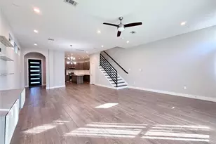 8404 Safeguard St, Houston, TX 77051 - Photo 6