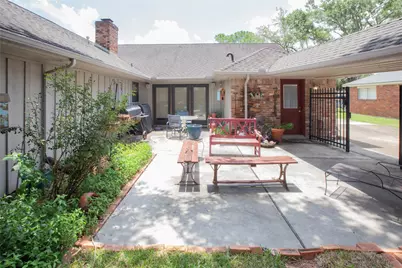 7918 Fairdale Lane, Houston, TX 77063 - Photo 4