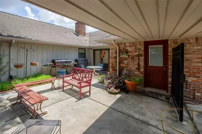 7918 Fairdale Lane, Houston, TX 77063 - Photo 24