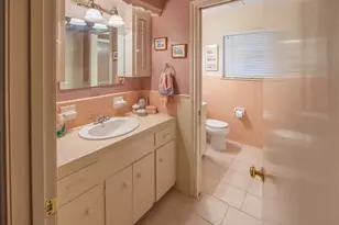 7918 Fairdale Ln, Houston, TX 77063 - Photo 22