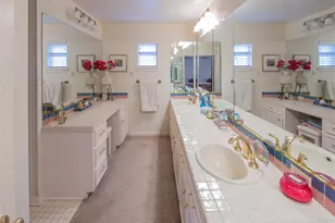 7918 Fairdale Ln, Houston, TX 77063 - Photo 14