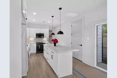 8027 Betty Boop Street, Houston, TX 77028 - Photo 10