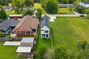 8027 Betty Boop St, Houston, TX 77028 - Photo 40
