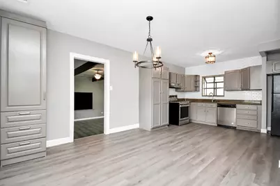 901 N Jones Street, Baytown, TX 77520 - Photo 8