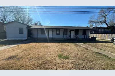 904 Herbert #D, Pasadena, TX 77506 - Photo 2