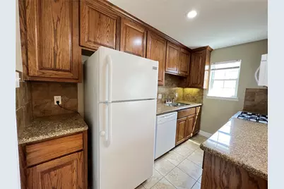 4719 Clay Street #7, Houston, TX 77023 - Photo 8