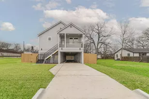 316 6th St, Rosenberg, TX 77471 - Photo 1