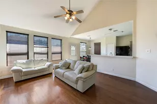 19727 Summerlin Dr, Katy, TX 77449 - Photo 8