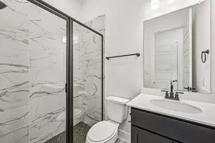 16127 Rustling Woods Rd, Conroe, TX 77302 - Photo 10