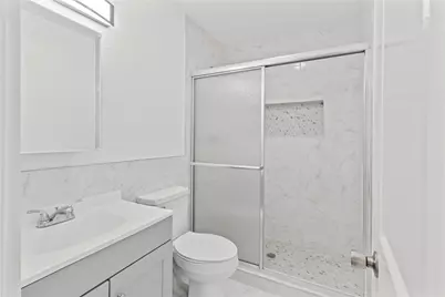 807 Aron Street, Baytown, TX 77520 - Photo 10