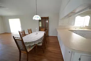 247 Selkirk Dr, Bay City, TX 77414 - Photo 8