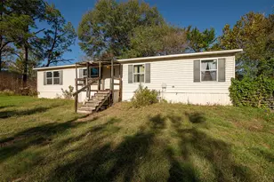 604 Sanders Ln, Franklin, TX 77856 - Photo 2