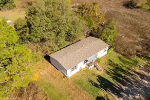 604 Sanders Ln, Franklin, TX 77856 - Photo 4