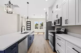 5949 Collingsworth St, Houston, TX 77026 - Photo 12