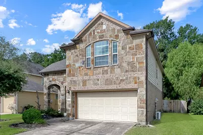 6707 Hunters Creek Lane, Baytown, TX 77521 - Photo 2