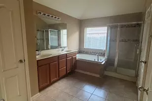 19219 Fisher Ridge Ln, Tomball, TX 77377 - Photo 12