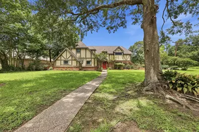 4702 Frost Place, Orange, TX 77630 - Photo 1