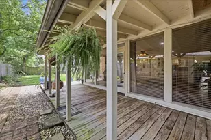 4702 Frost Pl, Orange, TX 77630 - Photo 28