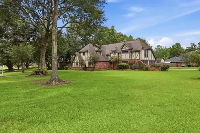 4702 Frost Place, Orange, TX 77630 - Photo 4