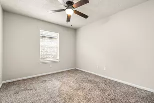 14370 S S Summerchase Circle, Willis, TX 77318 - Photo 10