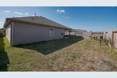 15223 Mayflower Street, New Caney, TX 77357 - Photo 4