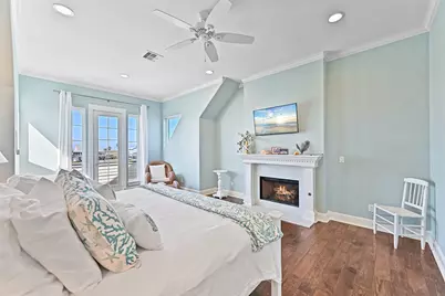 1243 Pilot Lane, Galveston, TX 77554 - Photo 32