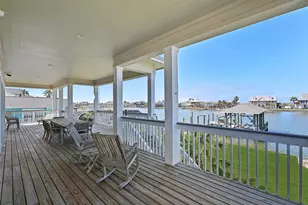 1243 Pilot Ln, Galveston, TX 77554 - Photo 6