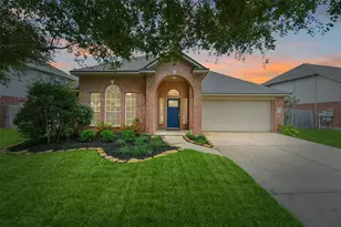 3720 Magnolia Ridge, League City, TX 77573 - Photo 1