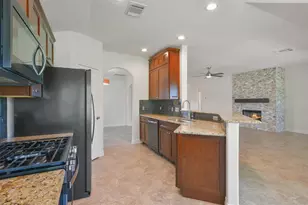 3720 Magnolia Ridge, League City, TX 77573 - Photo 8