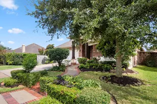 18918 Cove Mill Ln, Cypress, TX 77433 - Photo 2