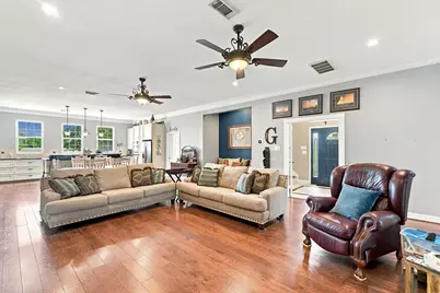 746 12th Street, Dickinson, TX 77539 - Photo 4