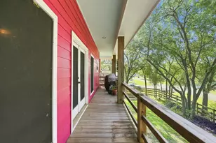 746 12th St, Dickinson, TX 77539 - Photo 18