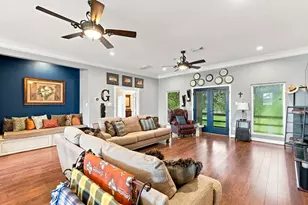 746 12th St, Dickinson, TX 77539 - Photo 6