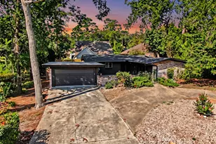8 Hanover Ln, Panorama Village, TX 77304 - Photo 1